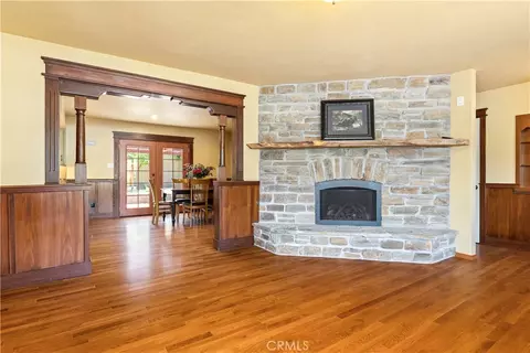 Living - 370 Pacific Ave, Paso Robles, CA 93446 photo 3 of 6
