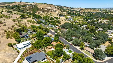 View/Area - 370 Pacific Ave, Paso Robles, CA 93446 photo 8 of 12