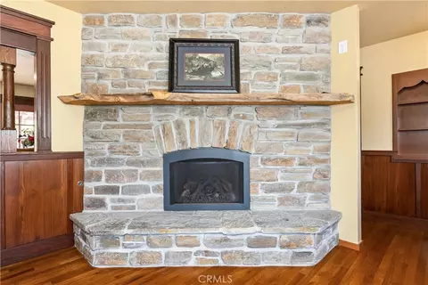 Living - 370 Pacific Ave, Paso Robles, CA 93446 photo 4 of 6