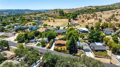 View/Area - 370 Pacific Ave, Paso Robles, CA 93446 photo 2 of 12