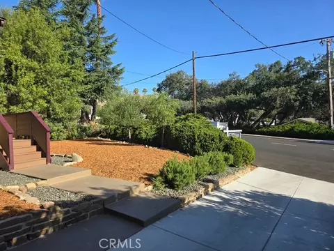 Exterior - 370 Pacific Ave, Paso Robles, CA 93446 photo 4 of 20