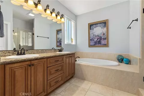 Bath - 2740 Edgewood Ct, Paso Robles, CA 93446 photo 2 of 2