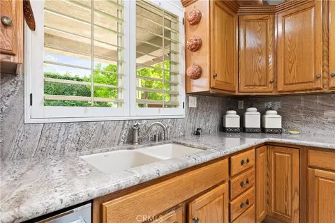 Kitchen - 660 River Oaks, Paso Robles, CA 93446 photo 3 of 6