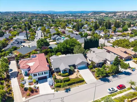 View/Area - 595 Red Cloud, Paso Robles, CA 93446 photo 10 of 13