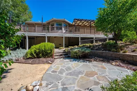 Exterior - 595 Red Cloud, Paso Robles, CA 93446 photo 2 of 9