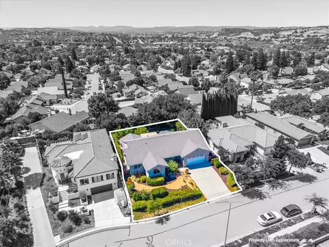 View/Area - 595 Red Cloud, Paso Robles, CA 93446 photo 9 of 13