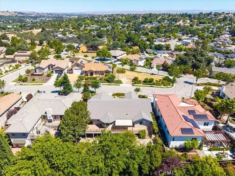 View/Area - 595 Red Cloud, Paso Robles, CA 93446 photo 5 of 13