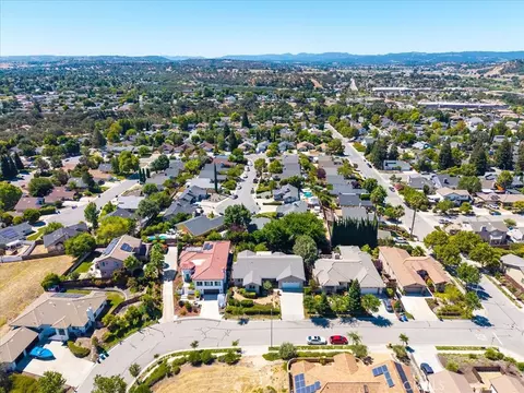 View/Area - 595 Red Cloud, Paso Robles, CA 93446 photo 6 of 13