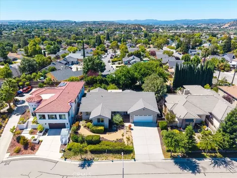 View/Area - 595 Red Cloud, Paso Robles, CA 93446 photo 7 of 13