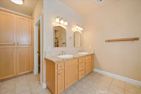 Bath - 595 Red Cloud, Paso Robles, CA 93446 photo 1 of 3
