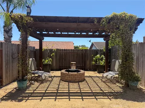 Exterior - 148 Galaxy, Vandenberg Village, CA 93436 photo 9 of 22