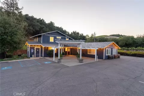 2925 Anderson Rd, Paso Robles, CA 93446 photo 2