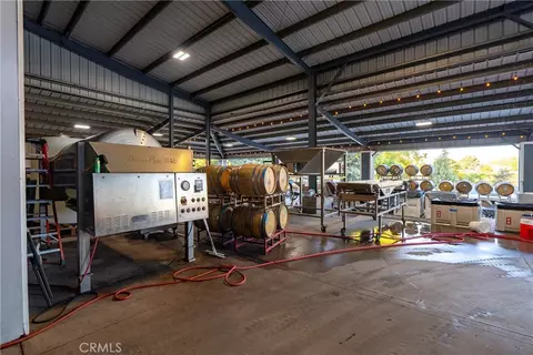2925 Anderson Rd, Paso Robles, CA 93446 photo 37