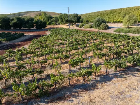 2925 Anderson Rd, Paso Robles, CA 93446 photo 23
