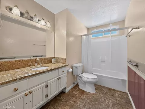 Bath - 1212 Dorothy, Paso Robles, CA 93446 photo 1 of 2
