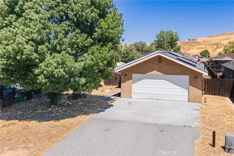 Exterior - 150 S 7th St, Shandon, CA 93461 photo 6 of 6