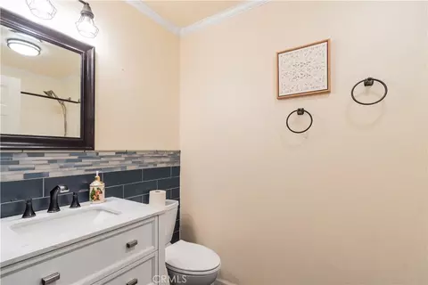 Bath - 150 S 7th St, Shandon, CA 93461 photo 1 of 2