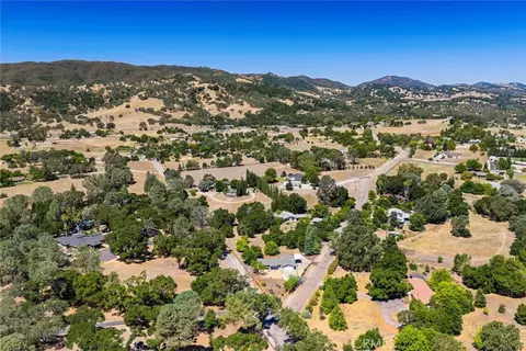 View/Area - 14740 Morningside Rd, Atascadero, CA 93422 photo 7 of 16