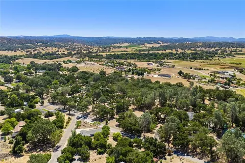 View/Area - 14740 Morningside Rd, Atascadero, CA 93422 photo 4 of 16