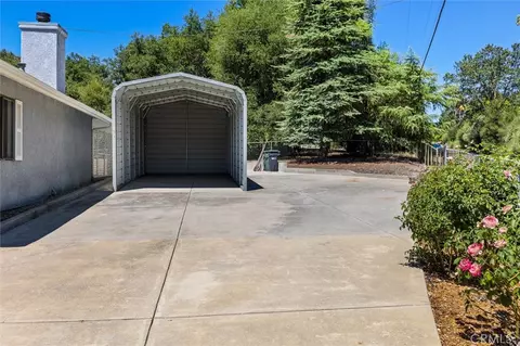 Exterior - 14740 Morningside Rd, Atascadero, CA 93422 photo 6 of 12