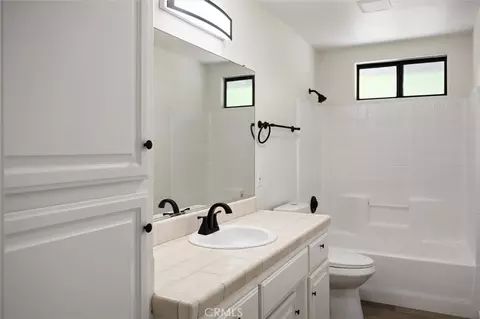 Bath - 14740 Morningside Rd, Atascadero, CA 93422 photo 1 of 6