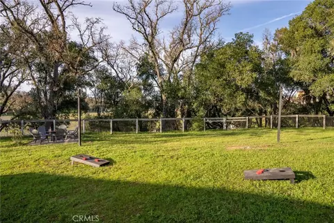 Exterior - 1020 San Ramon, Atascadero, CA 93422 photo 4 of 9