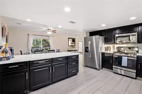 Kitchen - 1020 San Ramon, Atascadero, CA 93422 photo 1 of 2