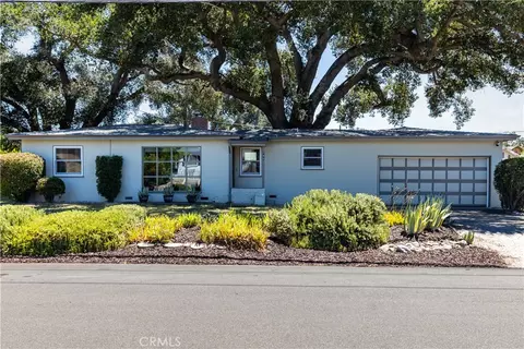 Exterior - 240 Oak, Paso Robles, CA 93446 photo 2 of 14