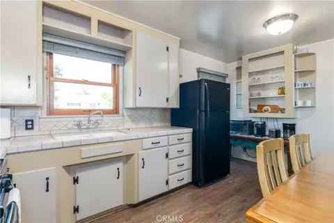 Kitchen - 240 Oak, Paso Robles, CA 93446 photo 4 of 5