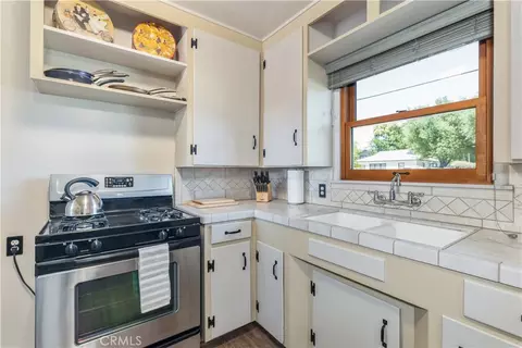 Kitchen - 240 Oak, Paso Robles, CA 93446 photo 3 of 5