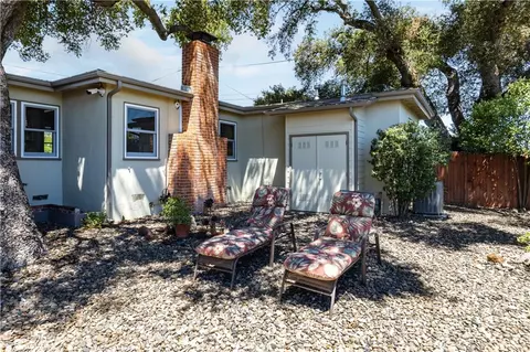Exterior - 240 Oak, Paso Robles, CA 93446 photo 5 of 14