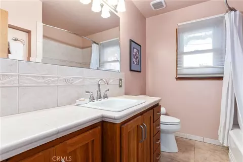 Bath - 240 Oak, Paso Robles, CA 93446 photo 1 of 2