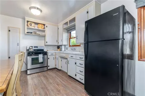 Kitchen - 240 Oak, Paso Robles, CA 93446 photo 2 of 5