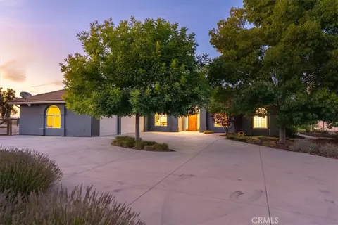 Exterior - 8495 Plane Vw, Paso Robles, CA 93446 photo 5 of 23
