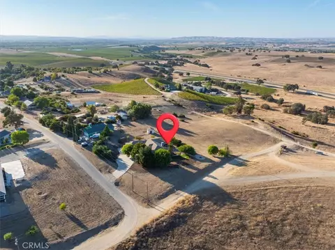 View/Area - 8495 Plane Vw, Paso Robles, CA 93446 photo 7 of 12