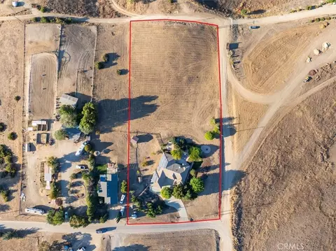 View/Area - 8495 Plane Vw, Paso Robles, CA 93446 photo 5 of 12