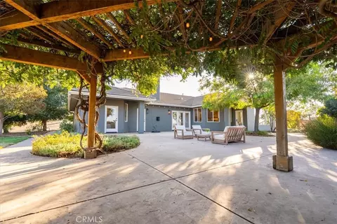 Exterior - 8495 Plane Vw, Paso Robles, CA 93446 photo 8 of 23