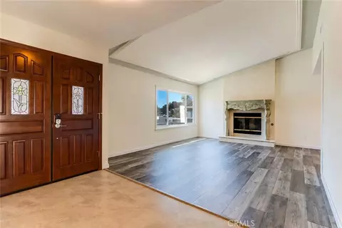 Living - 3330 Shepherd, Lompoc, CA 93436 photo 2 of 8