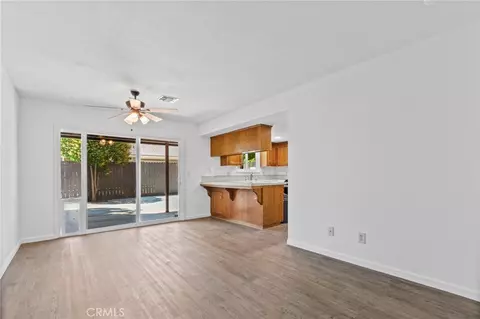 Living - 525 Golden Mdw, Paso Robles, CA 93446 photo 3 of 4