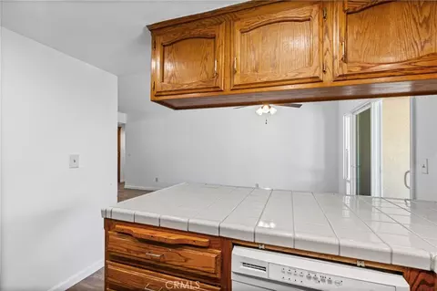 Kitchen - 525 Golden Mdw, Paso Robles, CA 93446 photo 3 of 3