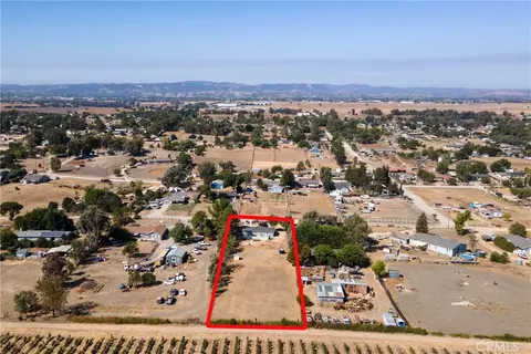 4470 Fa-rousse Way, Paso Robles, CA 93446 photo 19