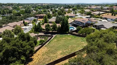 609 Navajo, Paso Robles, CA 93446 photo 3