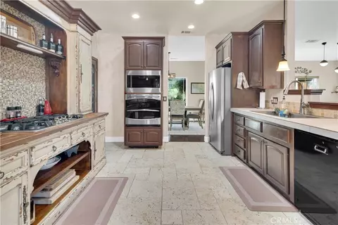 Kitchen - 503 Red River Dr, Paso Robles, CA 93446 photo 3 of 4