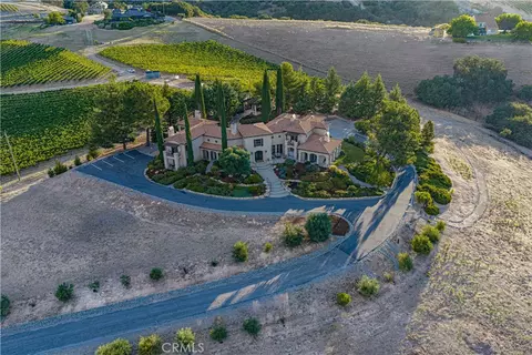 View/Area - 1455 Kiler Canyon Rd, Paso Robles, CA 93446 photo 4 of 6