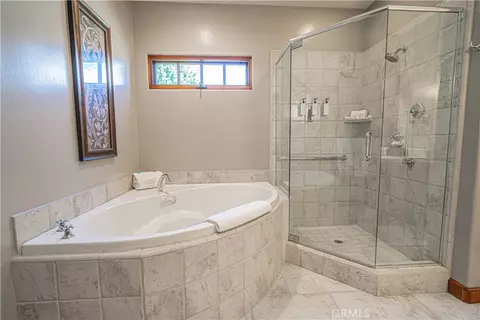 Bath - 1455 Kiler Canyon Rd, Paso Robles, CA 93446 photo 2 of 7