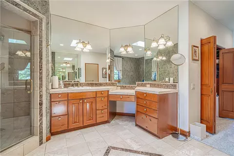 Bath - 1455 Kiler Canyon Rd, Paso Robles, CA 93446 photo 5 of 7