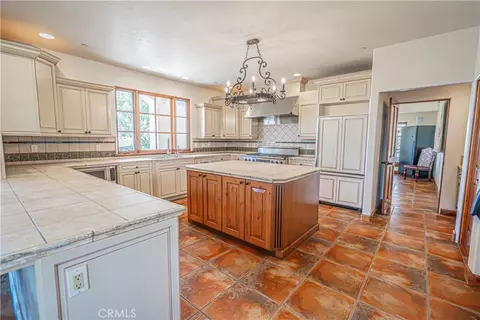 Kitchen - 1455 Kiler Canyon Rd, Paso Robles, CA 93446 photo 1 of 2