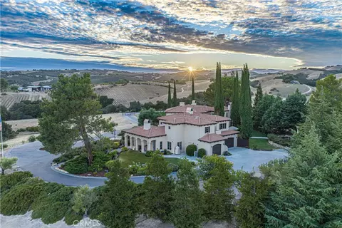 View/Area - 1455 Kiler Canyon Rd, Paso Robles, CA 93446 photo 5 of 6
