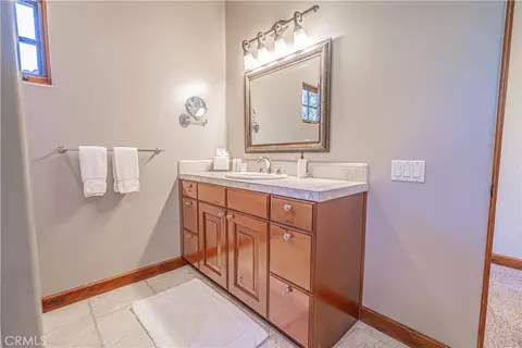 Bath - 1455 Kiler Canyon Rd, Paso Robles, CA 93446 photo 4 of 7