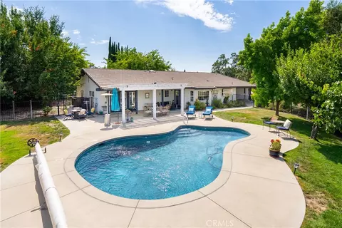 Exterior - 915 Santa Rita, Templeton, CA 93465 photo 2 of 16